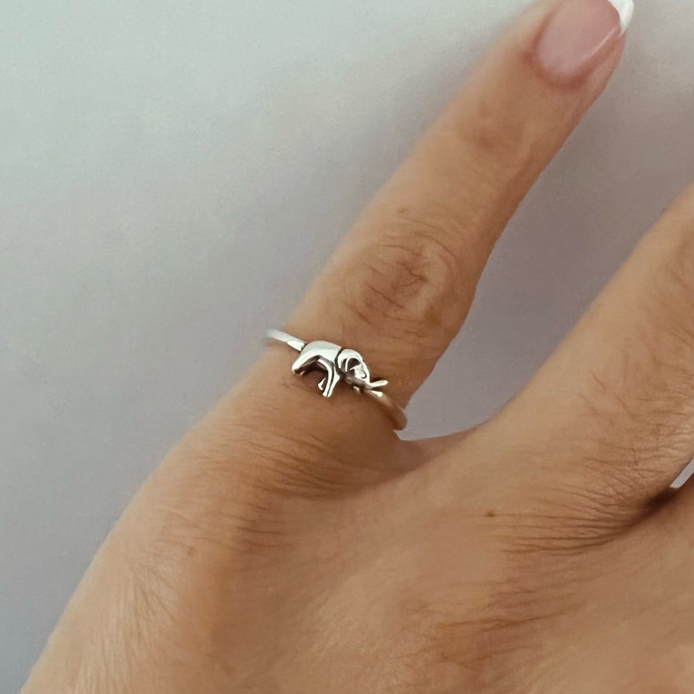 Sterling silver tiny elephant ring, elephant ring, dainty elephant ring, dainty